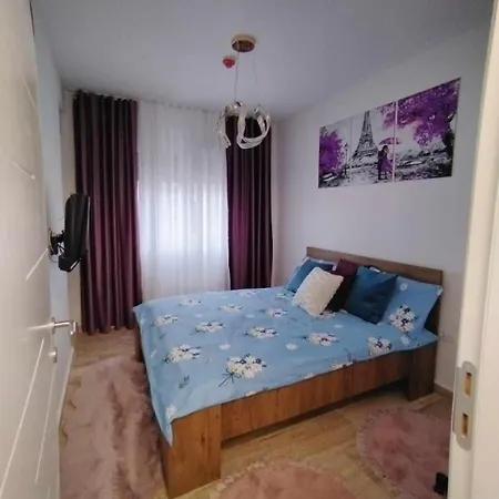 Lux Jovanovic - Gk *