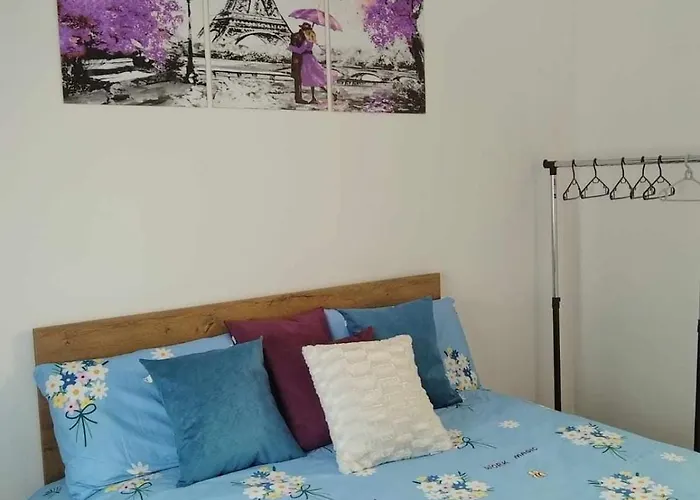 Lux Jovanovic - Gk *